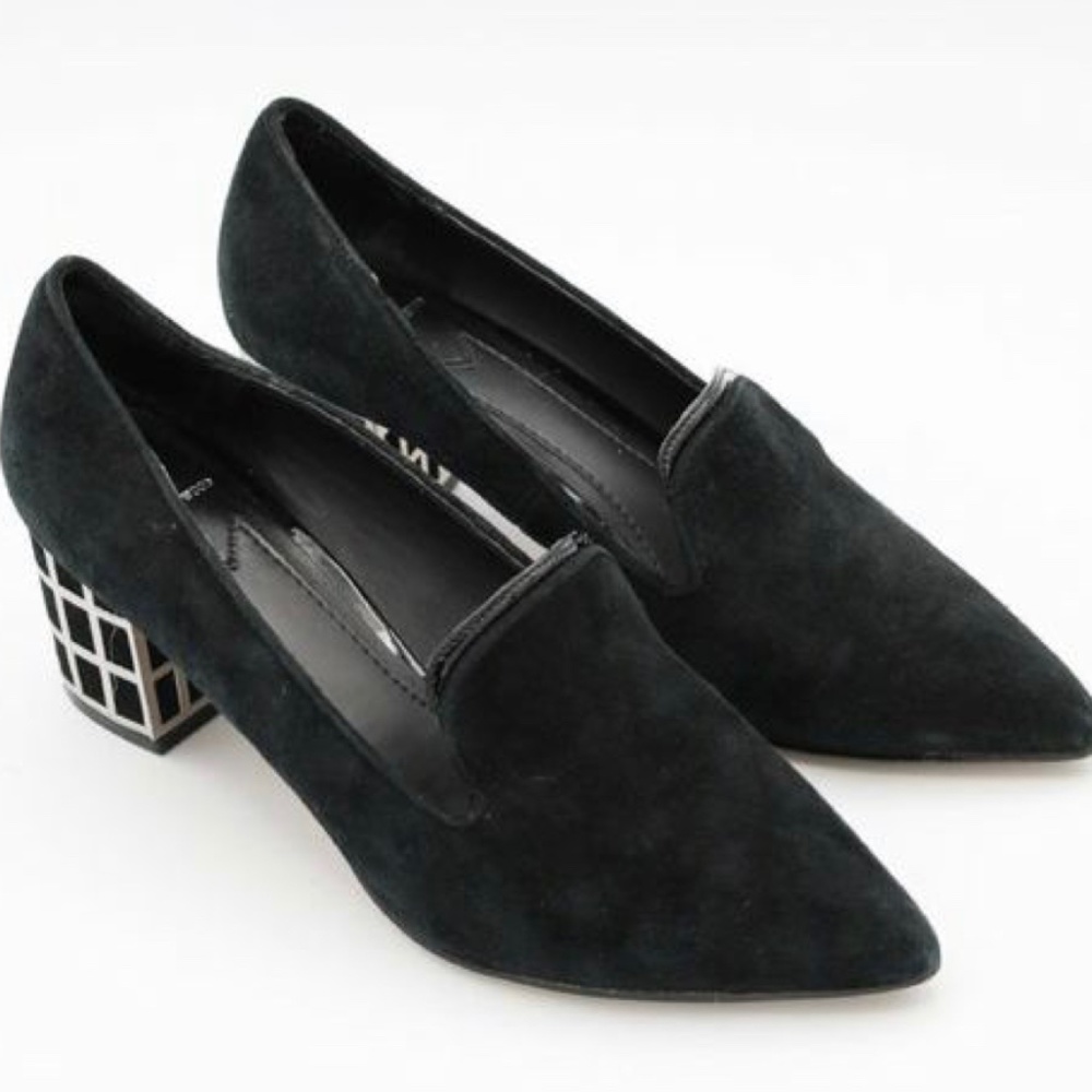 Comfortable  classy Pumps by B-Kendal